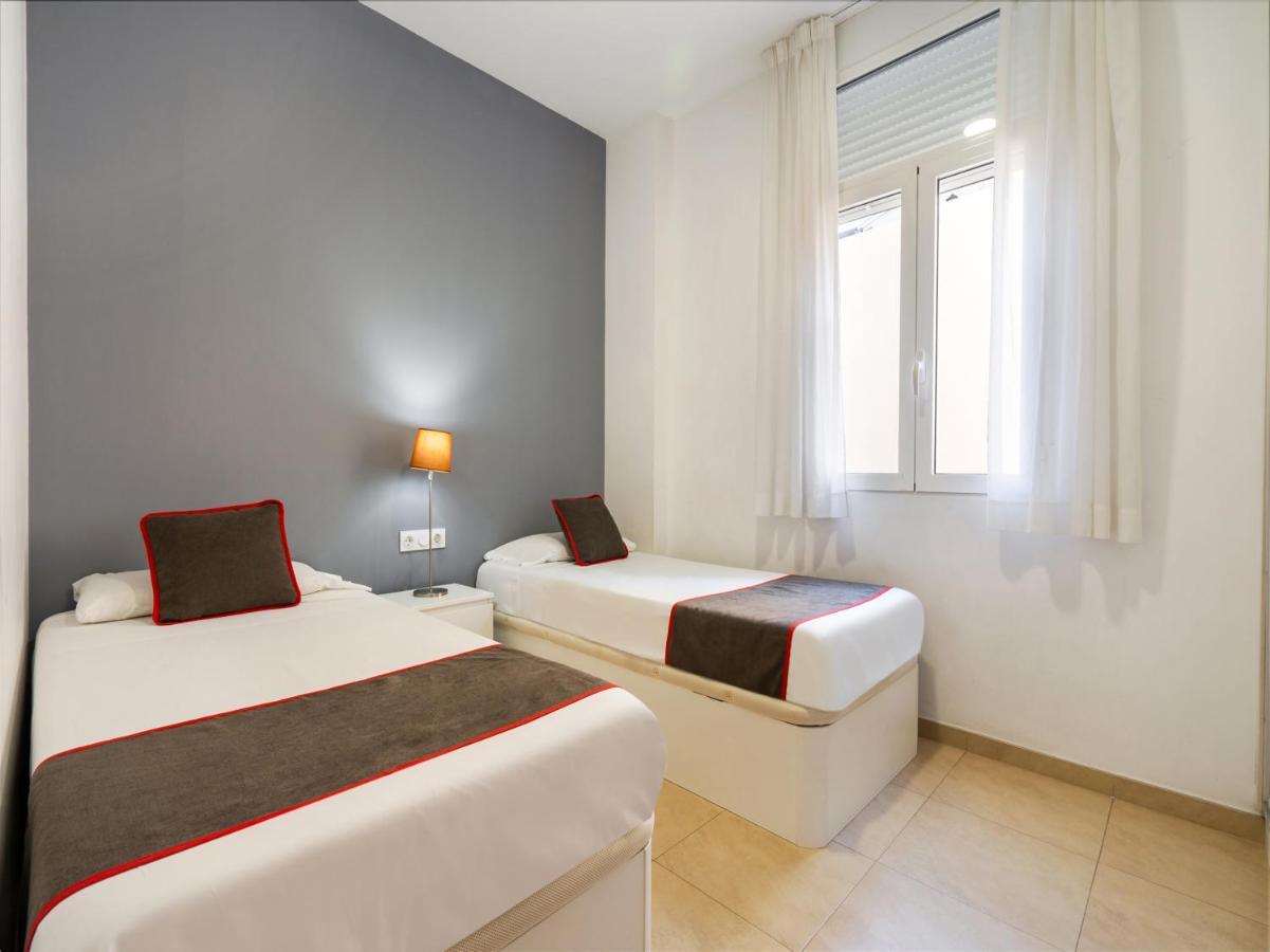 Oyo Style Apartments Puerto Valencia Luaran gambar
