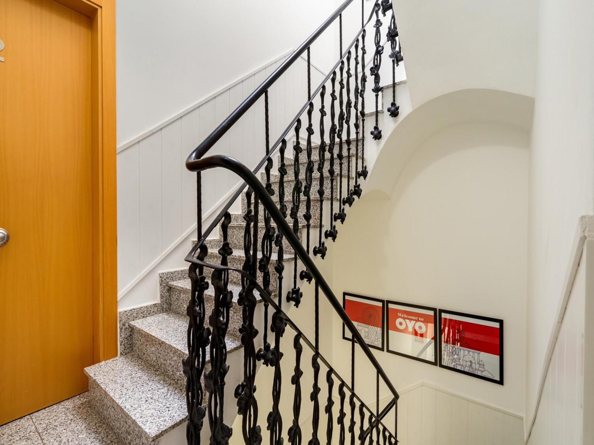 Oyo Style Apartments Puerto Valencia Luaran gambar